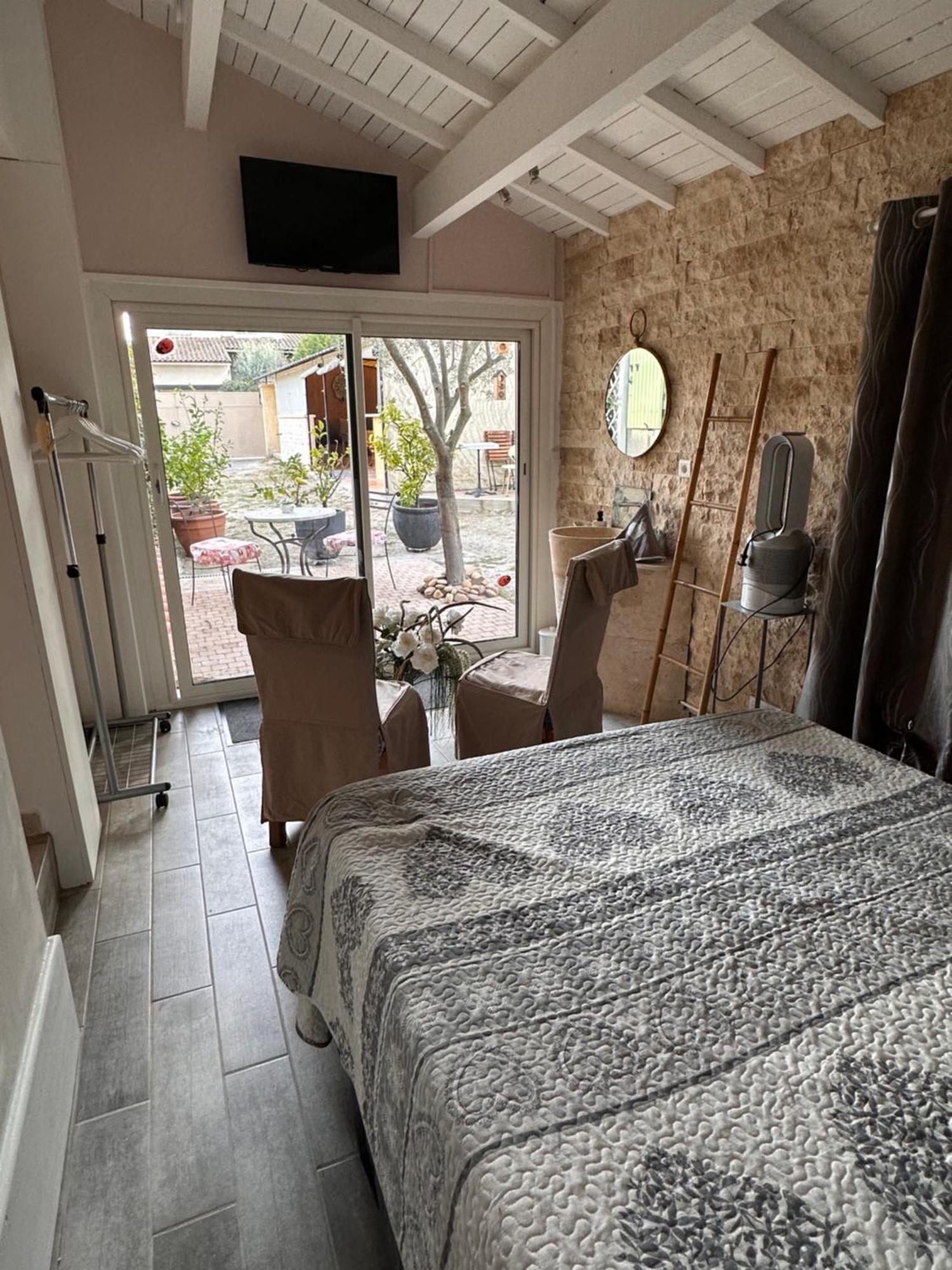 Beau Ciel Apartment Châteauneuf-de-Gadagne Екстериор снимка