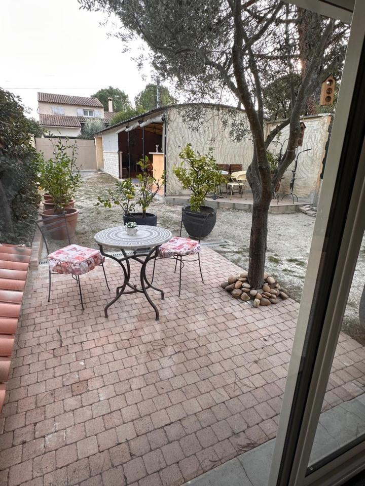 Beau Ciel Apartment Châteauneuf-de-Gadagne Екстериор снимка